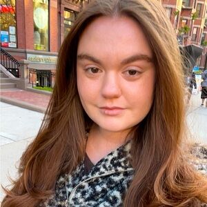 Meet your Posher, Haley